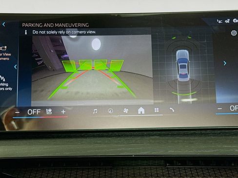 New 2026 BMW 330i xDrive Sedan w/ M Sport Package image 14