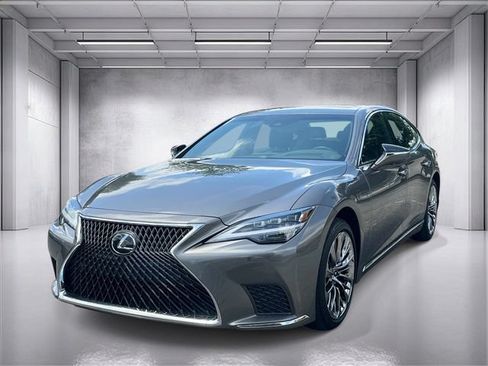 Used 2021 Lexus LS 500 w/ Interior Upgrade Package RWD image 7