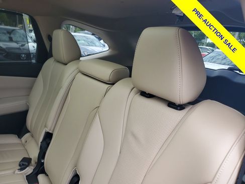 Certified 2024 Acura MDX w/ Technology Package FWD image 13