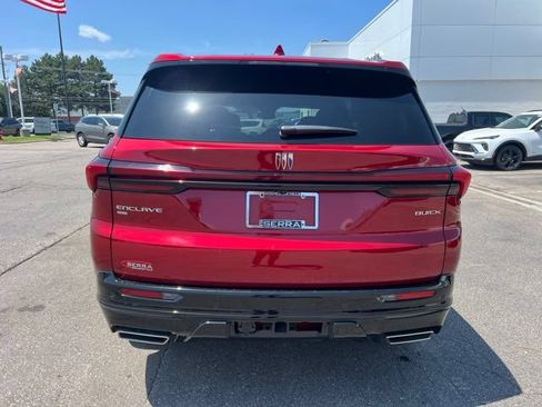 Used 2025 Buick Enclave Sport Touring w/ Trailering Package, 5000 lbs. AWD/4WD image 7
