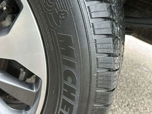 Used 2019 Ford F150 XL w/ Equipment Group 101A Mid image 5