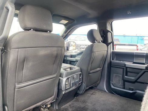 Used 2018 Ford F150 XLT w/ Equipment Group 302A Luxury AWD/4WD image 14