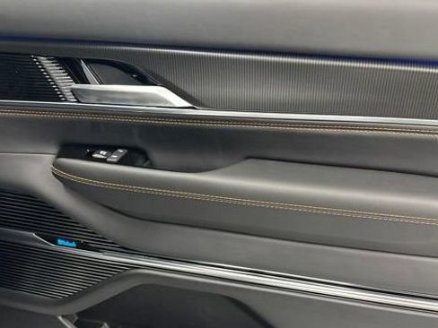 New 2026 Jeep Grand Wagoneer Summit AWD/4WD image 32