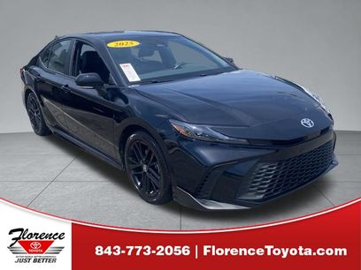 Used 2025 Toyota Camry SE w/ Convenience Package