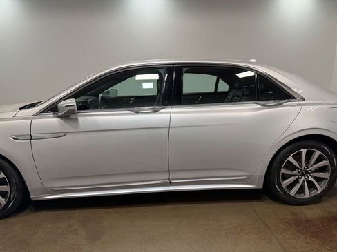Used 2019 Lincoln Continental Premiere image 38