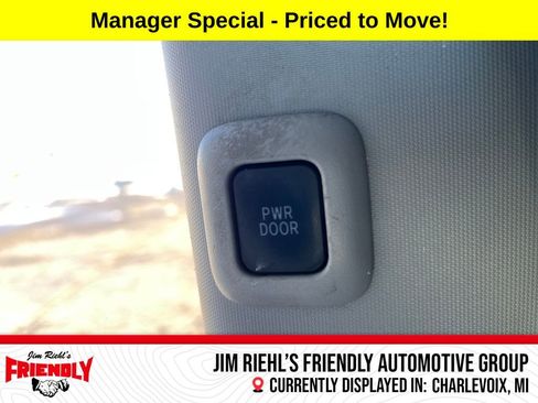 Used 2016 Toyota Sienna LE image 35