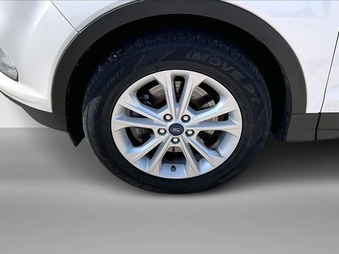 Used 2019 Ford Escape SEL w/ Ford Safe & Smart Package AWD/4WD image 2