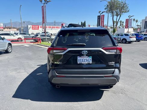 Used 2021 Toyota RAV4 Limited w/ Carpet Mat Package (TMS) AWD/4WD image 5