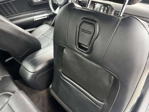 Used 2018 Ford Mustang Premium image 58