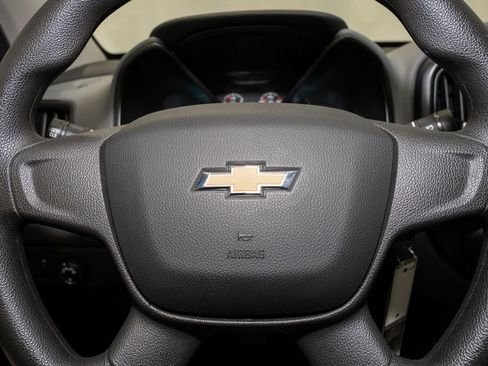 Used 2020 Chevrolet Colorado W/T image 17