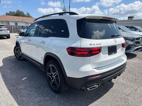 New 2026 Mercedes-Benz GLB 250 image 3
