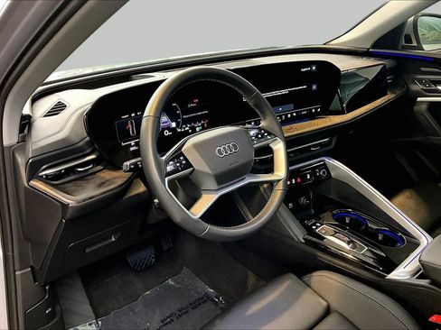 Certified 2025 Audi Q5 Premium Plus AWD/4WD image 18