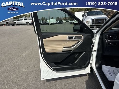 Used 2024 Ford Explorer XLT w/ Equipment Group 202A image 19