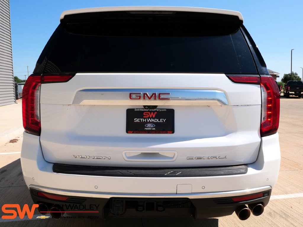 Used 2023 GMC Yukon XL Denali w/ Denali Reserve Package AWD/4WD image 5