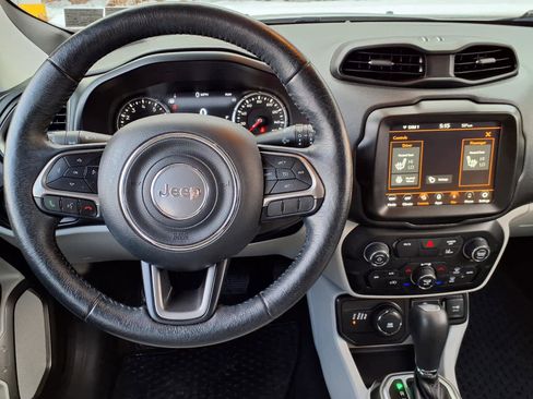 Used 2022 Jeep Renegade Latitude w/ Convenience Group image 13