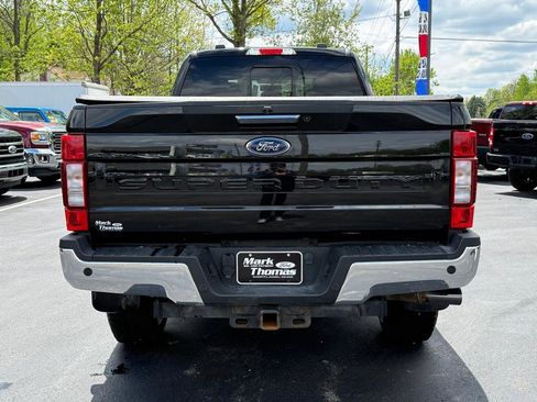 Used 2022 Ford F250 Lariat w/ Chrome Package AWD/4WD image 4