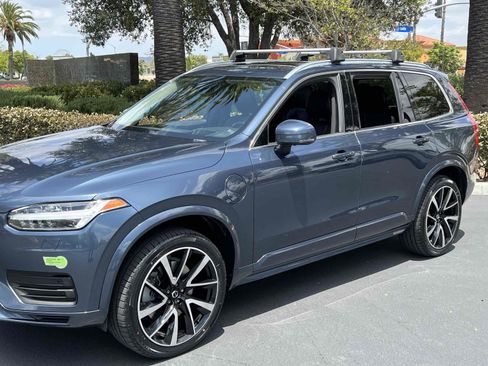 Used 2020 Volvo XC90 T8 Momentum w/ Protection Package Premier AWD/4WD image 41