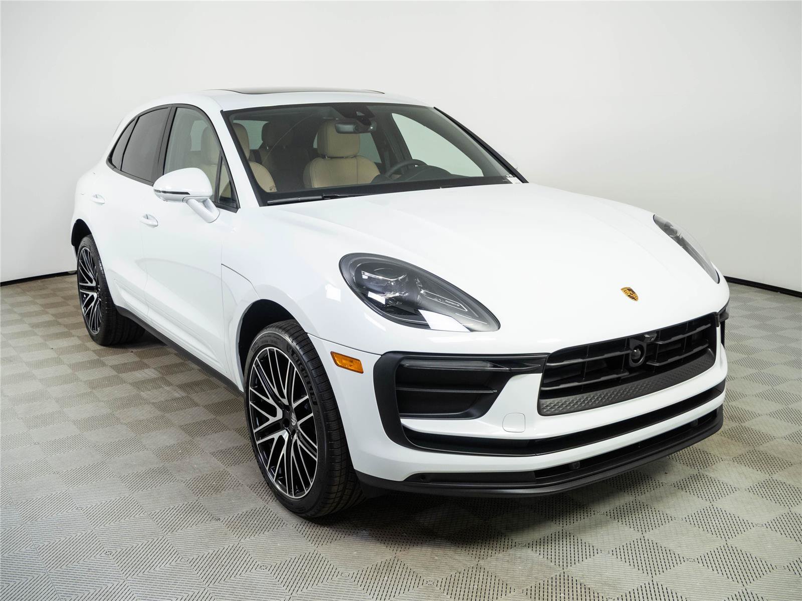 New 2026 Porsche Macan Turbo AWD/4WD image 27