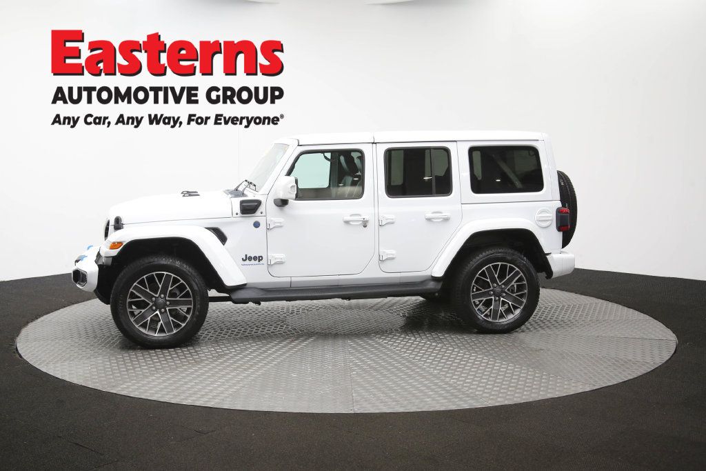 Used 2023 Jeep Wrangler Unlimited Sahara AWD/4WD image 62