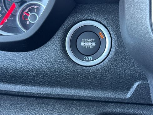 New 2026 RAM 1500 Express AWD/4WD image 20