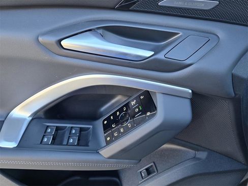 New 2025 Audi Q5 Premium Plus image 18