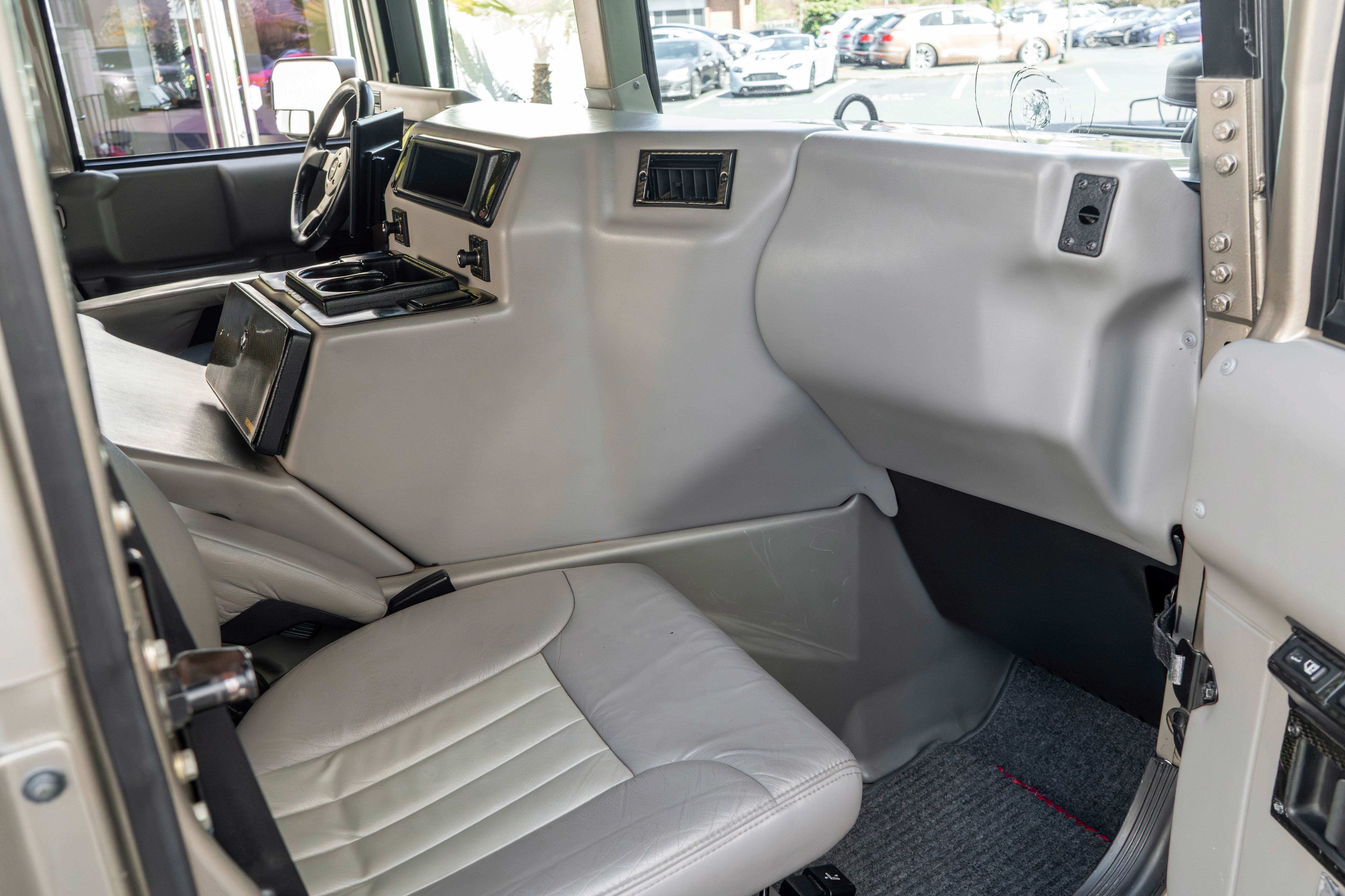 Used 2000 HUMMER H1 4-Door Open Top AWD/4WD image 32