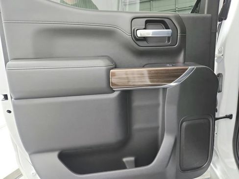 Used 2021 Chevrolet Silverado 1500 RST w/ Bed Protection Package AWD/4WD image 35