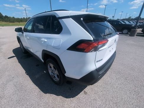 Certified 2025 Toyota RAV4 XLE FWD image 9