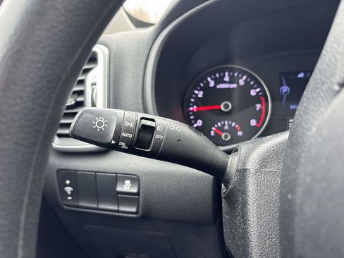 Used 2018 Kia Sportage LX image 32