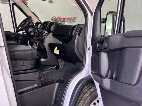 New 2026 RAM ProMaster 2500 w/ Convenience Group image 24