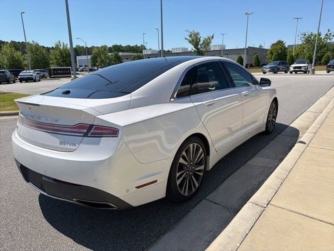 Used 2019 Lincoln MKZ Reserve w/ Luxury Package AWD/4WD image 5