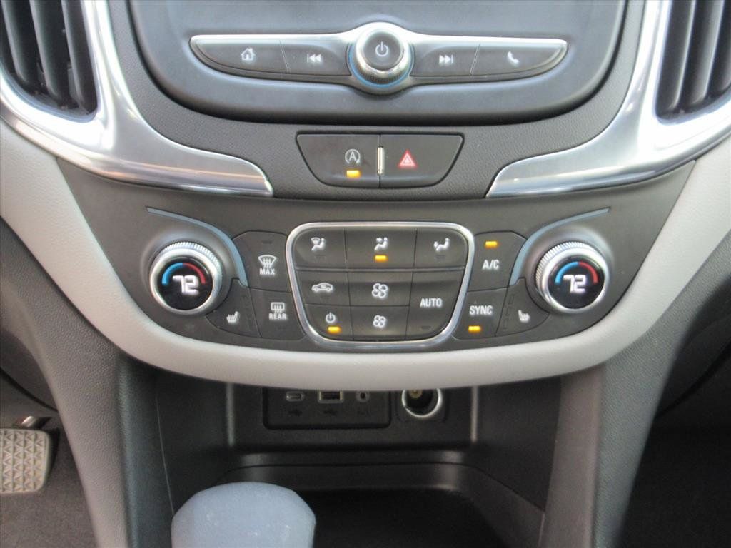 Used 2023 Chevrolet Equinox LT AWD/4WD image 25