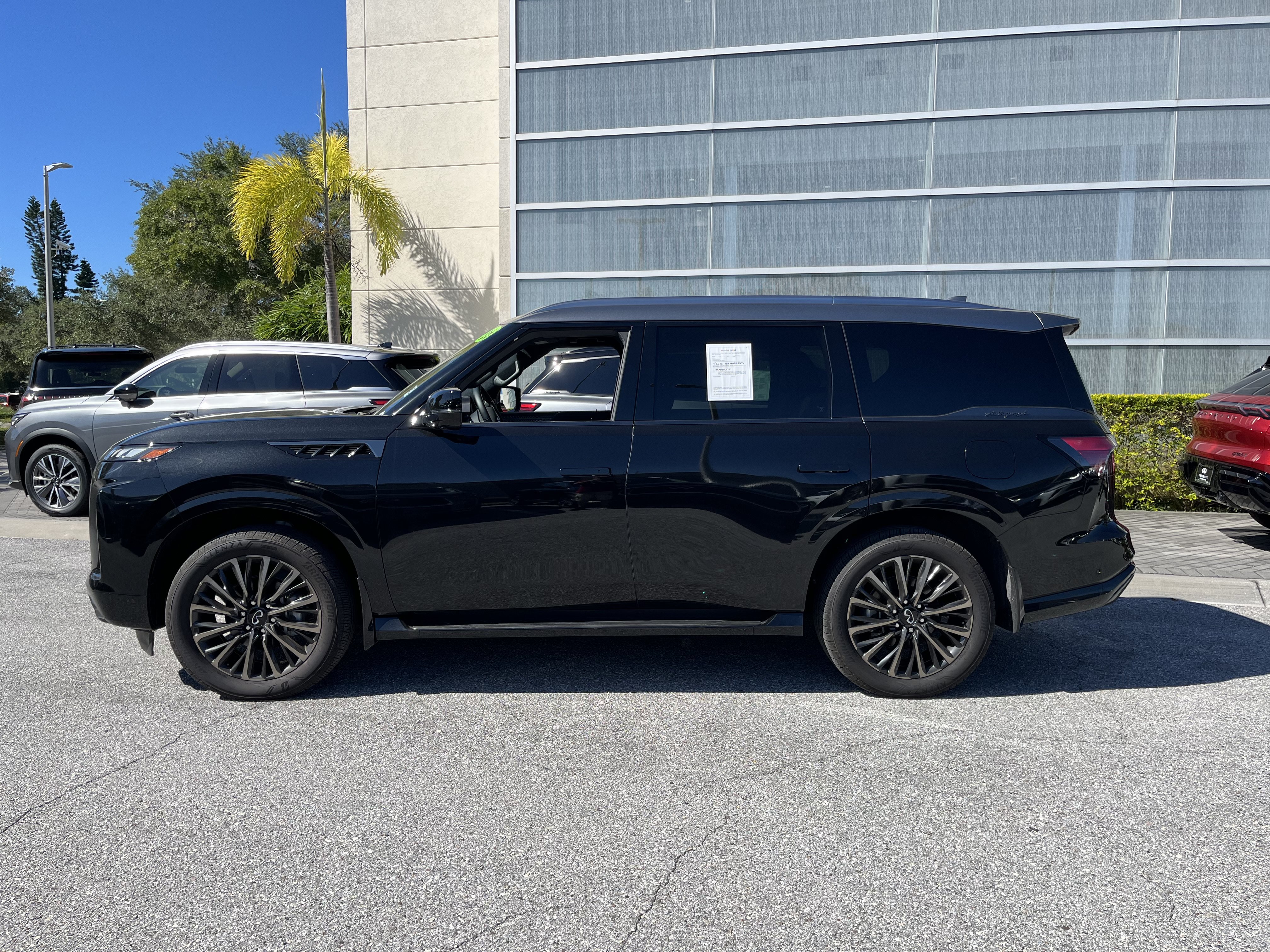 Certified 2026 INFINITI QX80 Autograph w/ Premium Cargo Package AWD/4WD image 6
