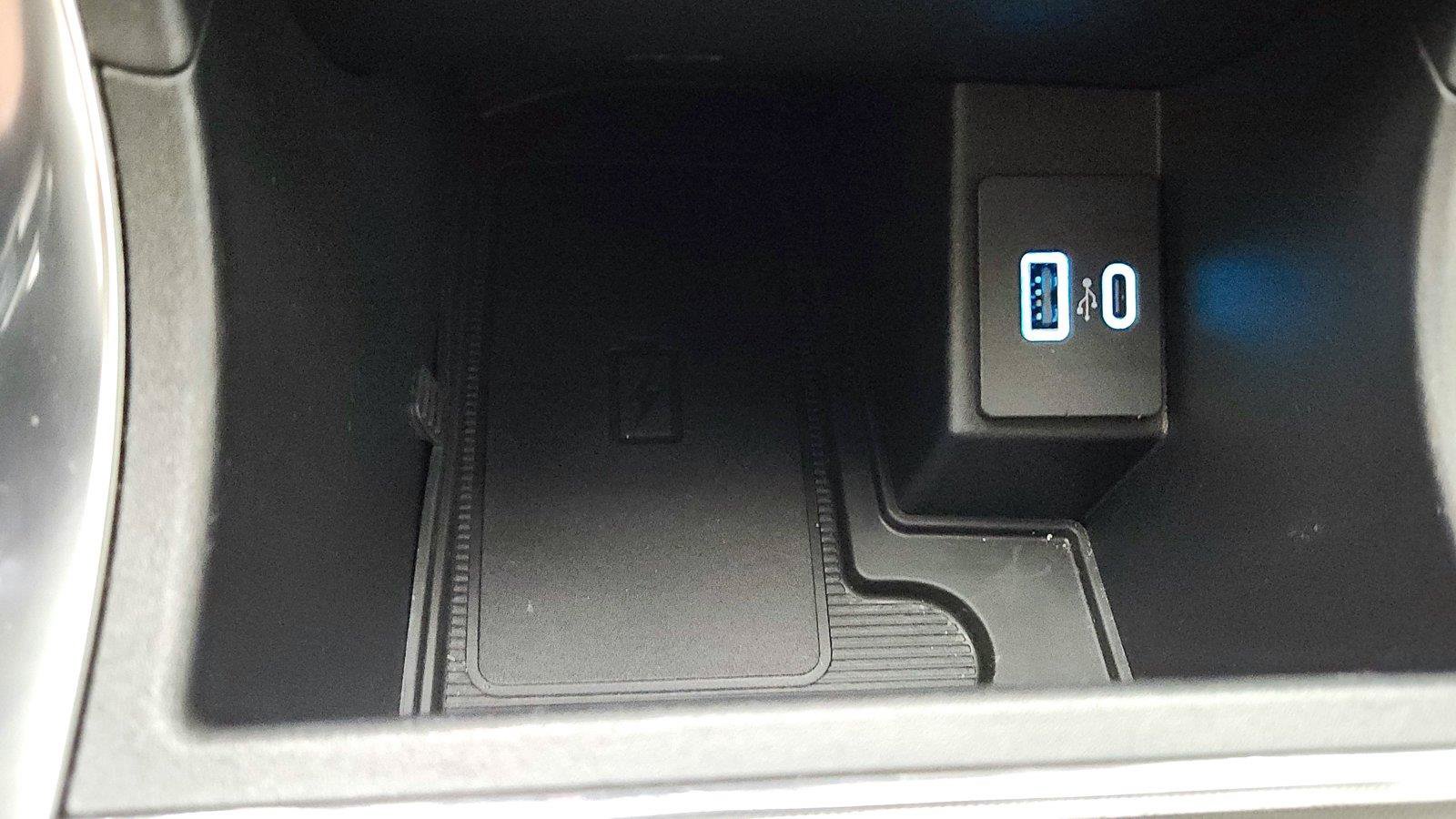Used 2024 Ford Edge Titanium AWD/4WD image 31