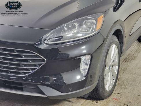 Certified 2022 Ford Escape Titanium w/ Titanium Elite Package AWD/4WD image 11