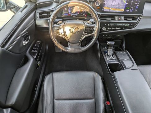 Used 2022 Lexus ES 350 w/ Premium Package image 11