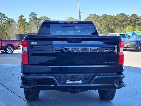 Used 2024 Chevrolet Silverado 1500 ZR2 w/ Technology Package image 6