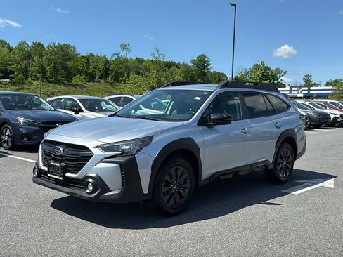 Certified 2025 Subaru Outback Onyx Edition AWD/4WD image 3