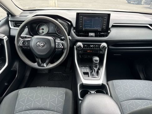 Used 2020 Toyota RAV4 XLE image 16