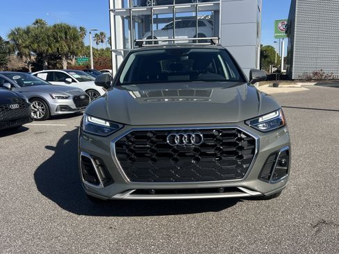 Used 2023 Audi Q5 2.0T Premium Plus w/ Premium Plus Package image 2