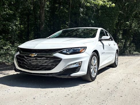 Used 2020 Chevrolet Malibu LT FWD image 1