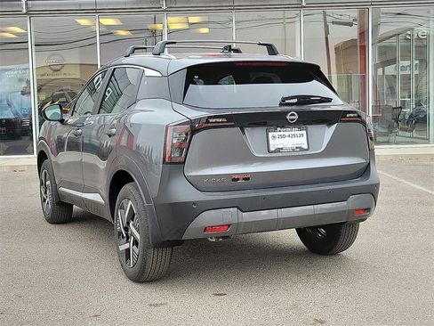 New 2026 Nissan Kicks SV image 8