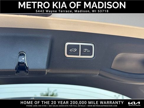 Used 2025 Kia Sorento SX Prestige AWD/4WD image 42