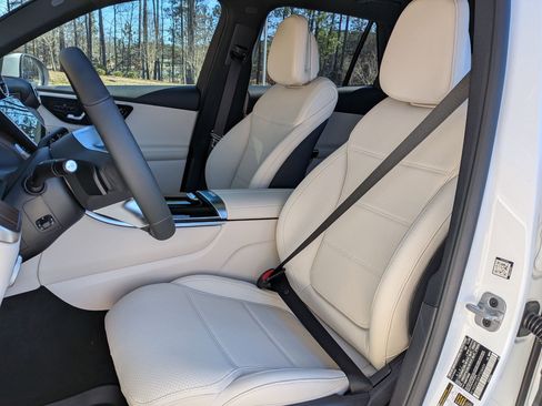 New 2026 Mercedes-Benz GLC 300 300 image 16