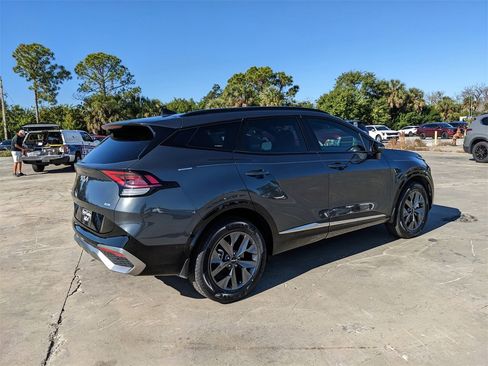 Certified 2025 Kia Sportage SX Prestige image 8