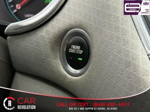 Used 2021 Chevrolet Malibu LT image 22