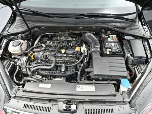 Used 2019 Volkswagen GTI SE w/ SE Experience Package image 32