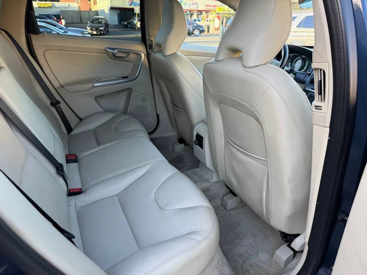 Used 2015 Volvo XC60 T5 AWD/4WD image 39