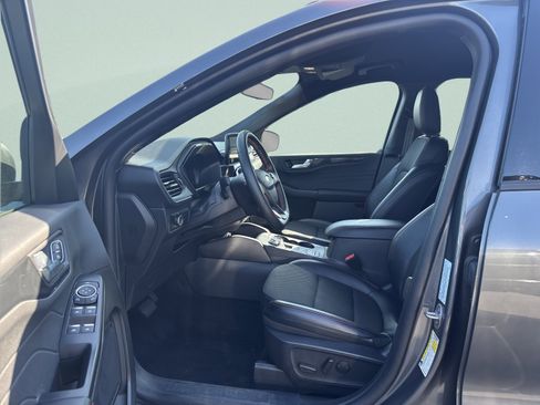 Used 2025 Ford Escape ST-Line AWD/4WD image 30