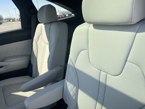 Used 2025 Kia Sorento SX Prestige image 39